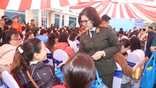 Chương trình “Tết Sum vầy - Xuân &nbsp;chia sẻ” năm 2024