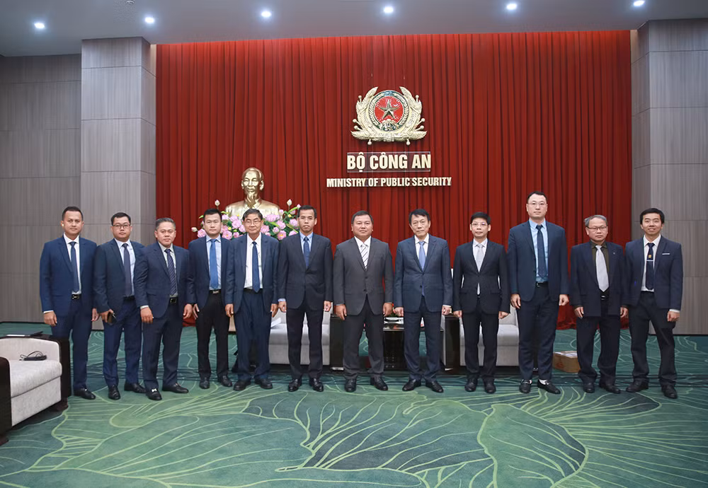 Bộ Công an Việt Nam và Bộ Nội vụ Campuchia thắt chặt hợp tác -0