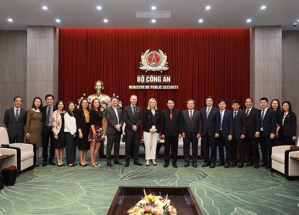 Việt Nam – Vương quốc Anh đẩy mạnh hợp tác phòng, chống mua bán người -0