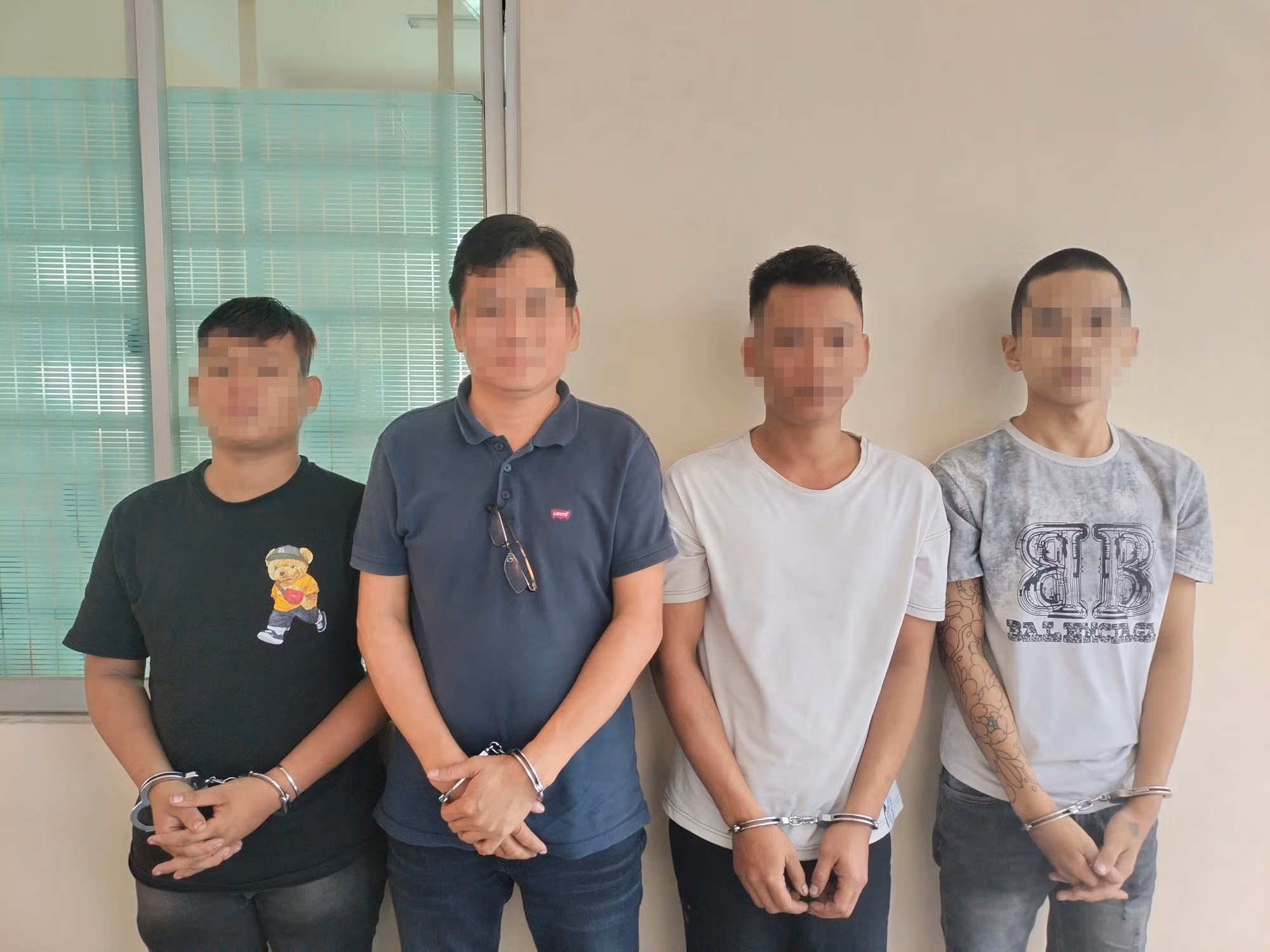 Kịp thời ngăn chặn một vụ bắt giữ người trái pháp luật -0