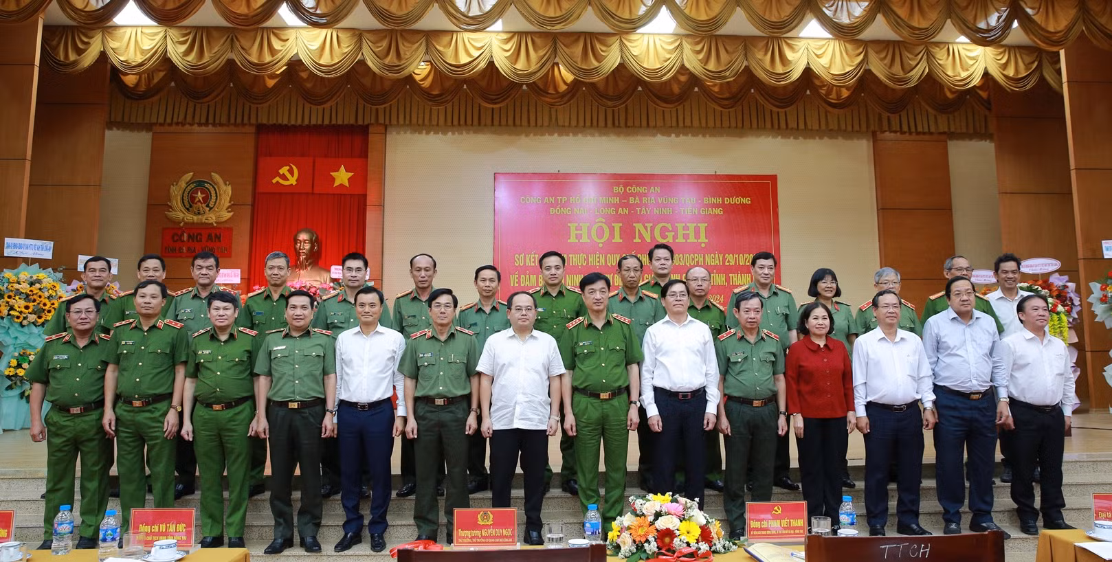 “Tập trung 3 vấn đề trọng tâm, quyết tâm thực hiện mục tiêu kéo giảm 5% tội phạm” -0