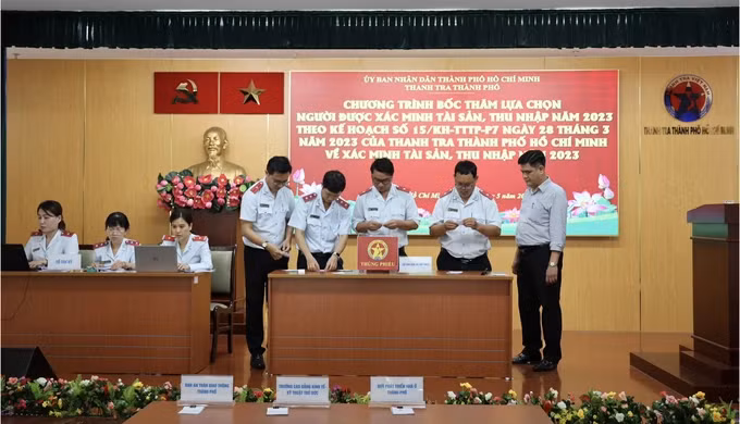 Tăng cường kiểm tra, thanh tra các lĩnh vực nhạy cảm, có nhiều dư luận về tham nhũng, tiêu cực -0