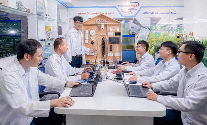 Hành trình “khởi nghiệp” và tương lai của nhà mạng viễn thông di động đầu tiên -0