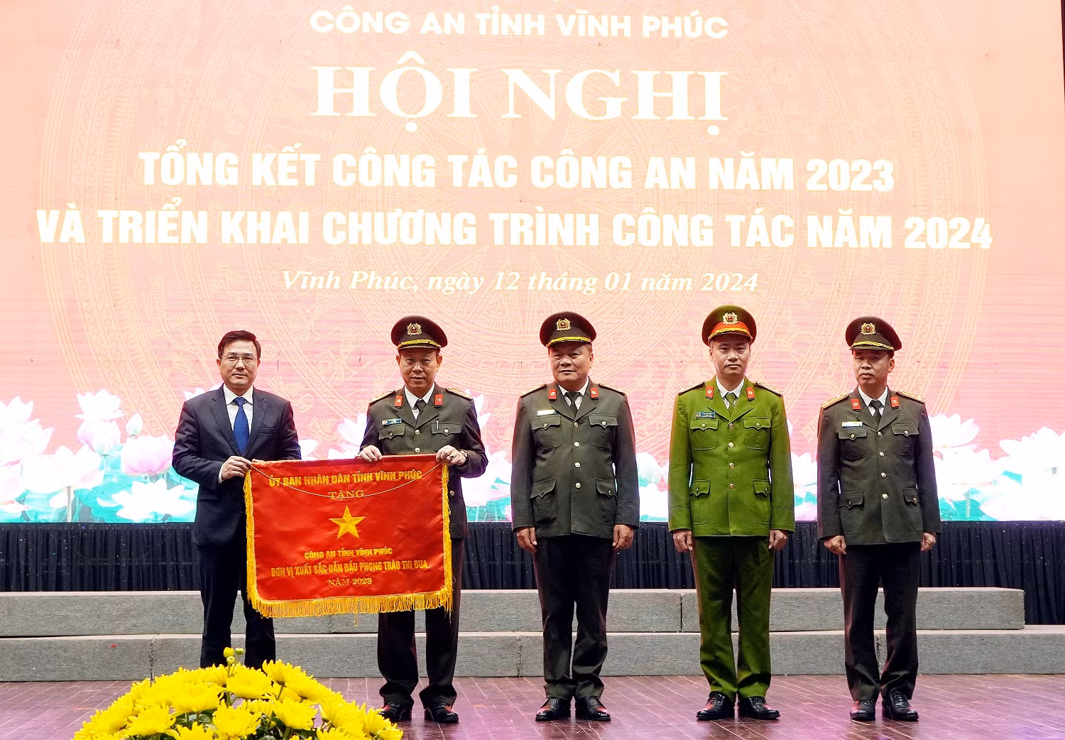 Công an tỉnh Vĩnh Phúc góp phần quan trọng giữ vững an ninh chính trị, trật tự an toàn xã hội -0