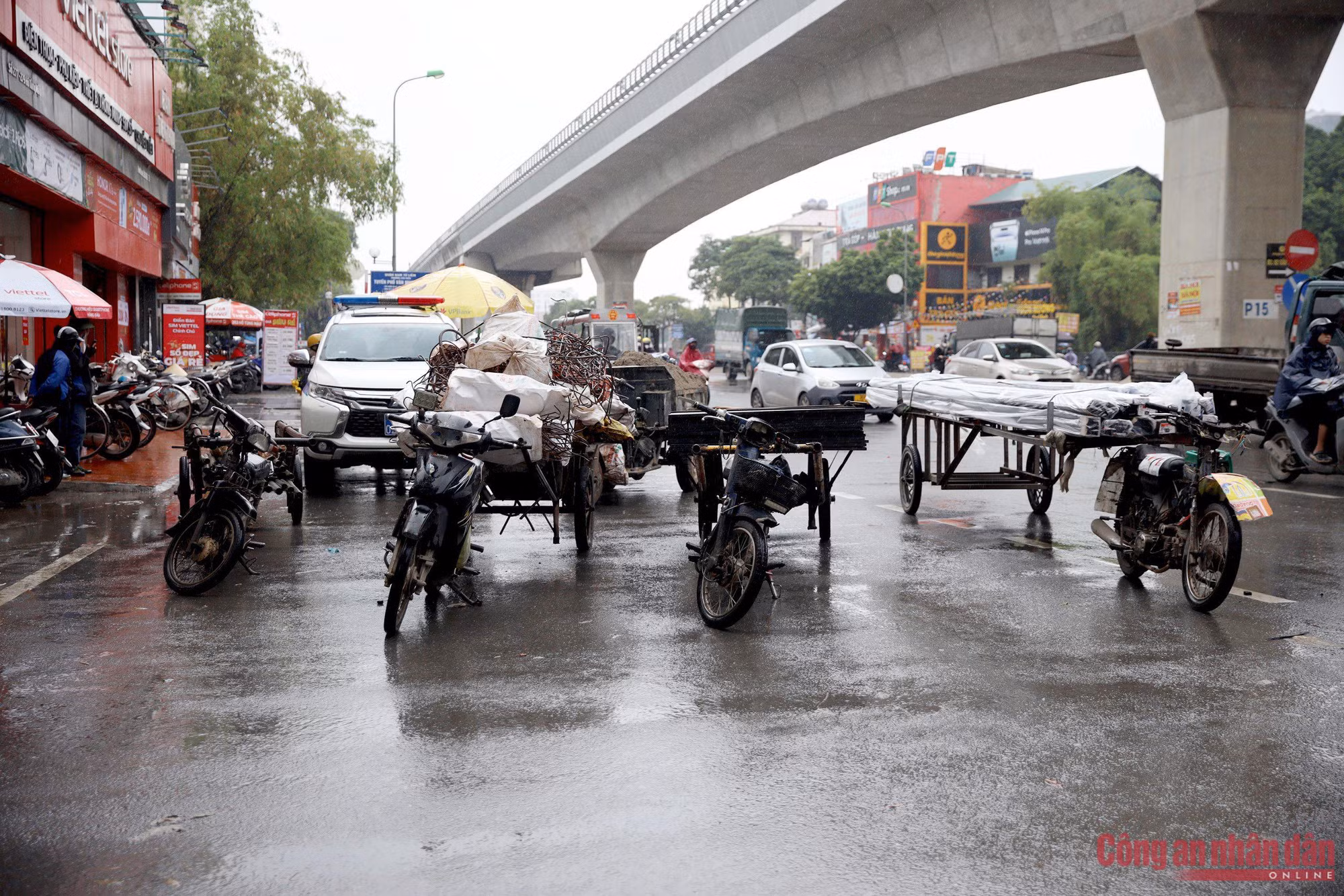Chặn đứng những “hung thần” xe tự chế trên đường phố Hà Nội -0