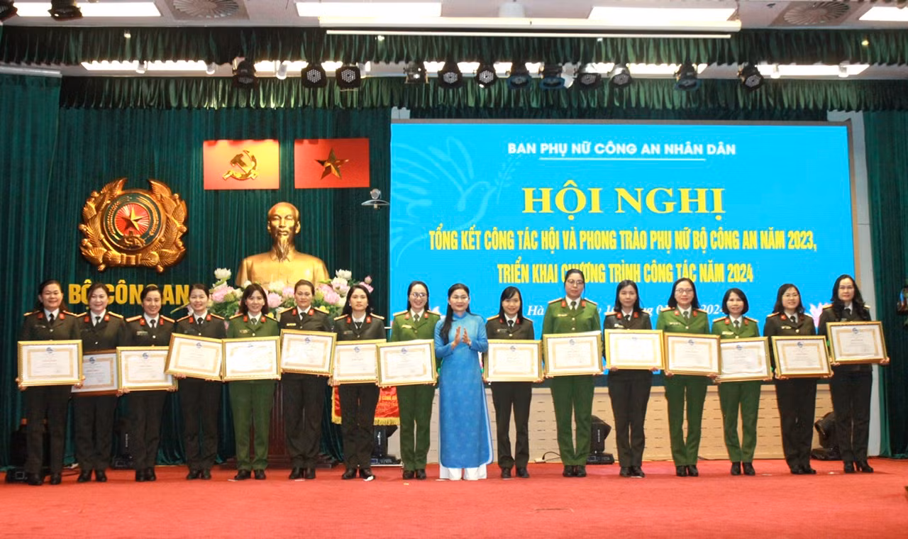 Nhiều hoạt động ý nghĩa trong công tác hội và phong trào phụ nữ Bộ Công an -0