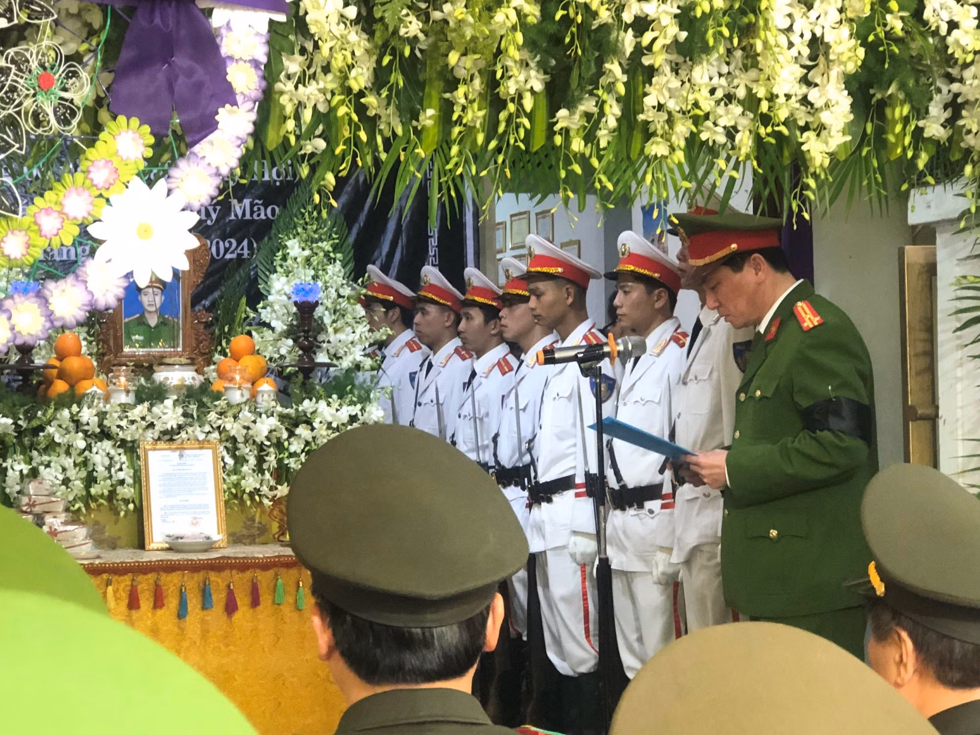 Tổ chức trọng thể lễ truy điệu Trung tá Trần Duy Hùng hy sinh khi làm nhiệm vụ -1