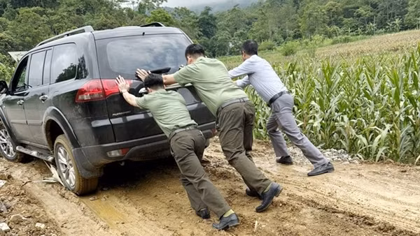 Công an tỉnh Lào Cai nỗ lực thực hiện Nghị quyết 12