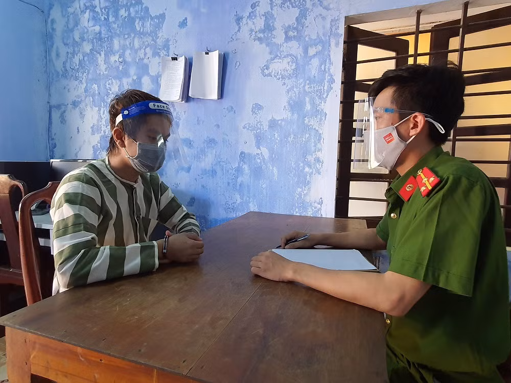Nhiều vụ mất trộm vì đi ngủ quên khóa cửa -0