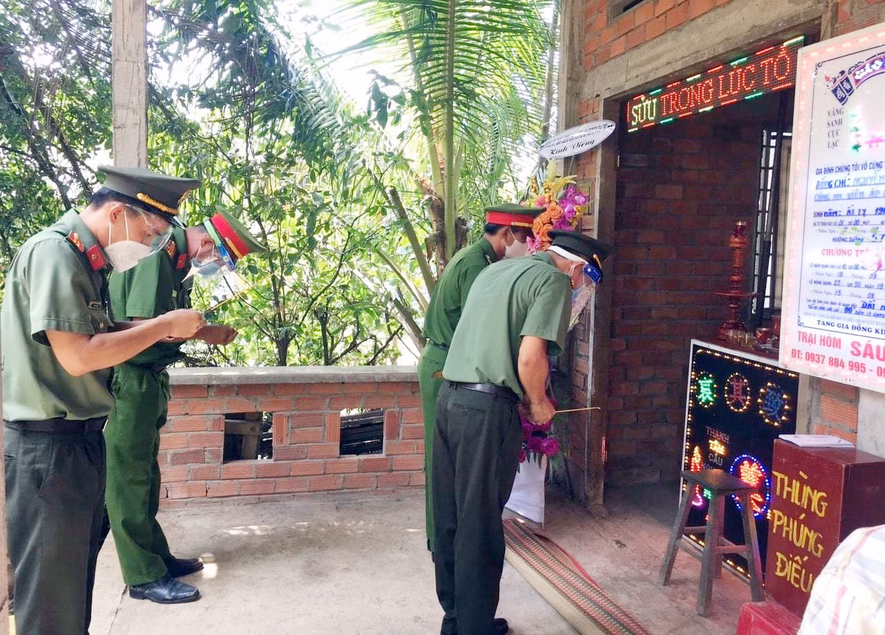 Thương tiếc Chín Trường - người Công an phụ trách ấp trách nhiệm, nghĩa tình với nhân dân -0