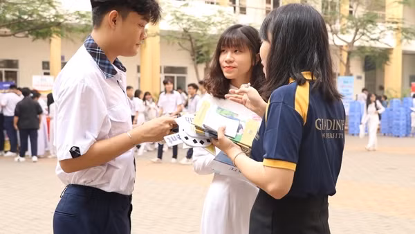 Khởi tố vụ án hình sự xảy ra tại Bộ Giáo dục và Đào tạo ảnh 2