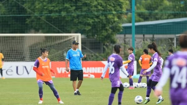 Tuyển nữ Việt Nam thua đậm Hàn Quốc: Gian nan bước khởi đầu ảnh 3