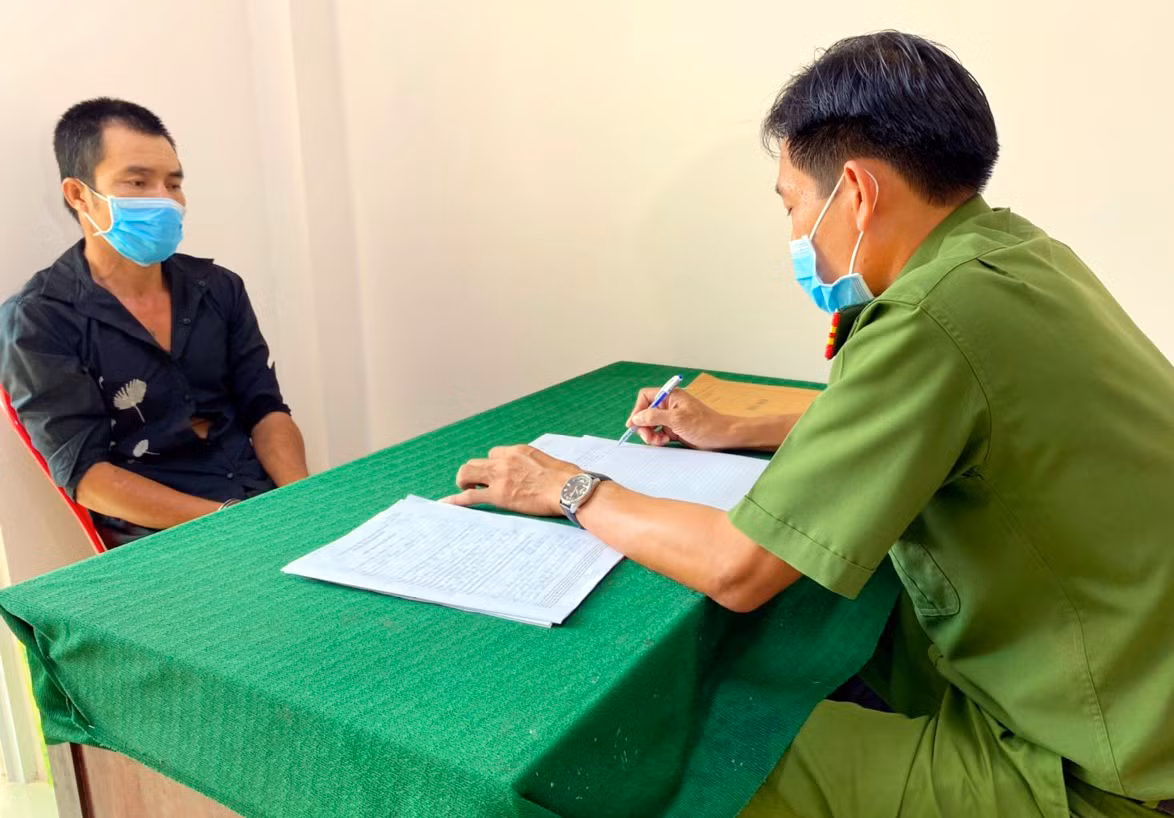 Công an viên bị chém tử vong trong lúc làm nhiệm vụ -0