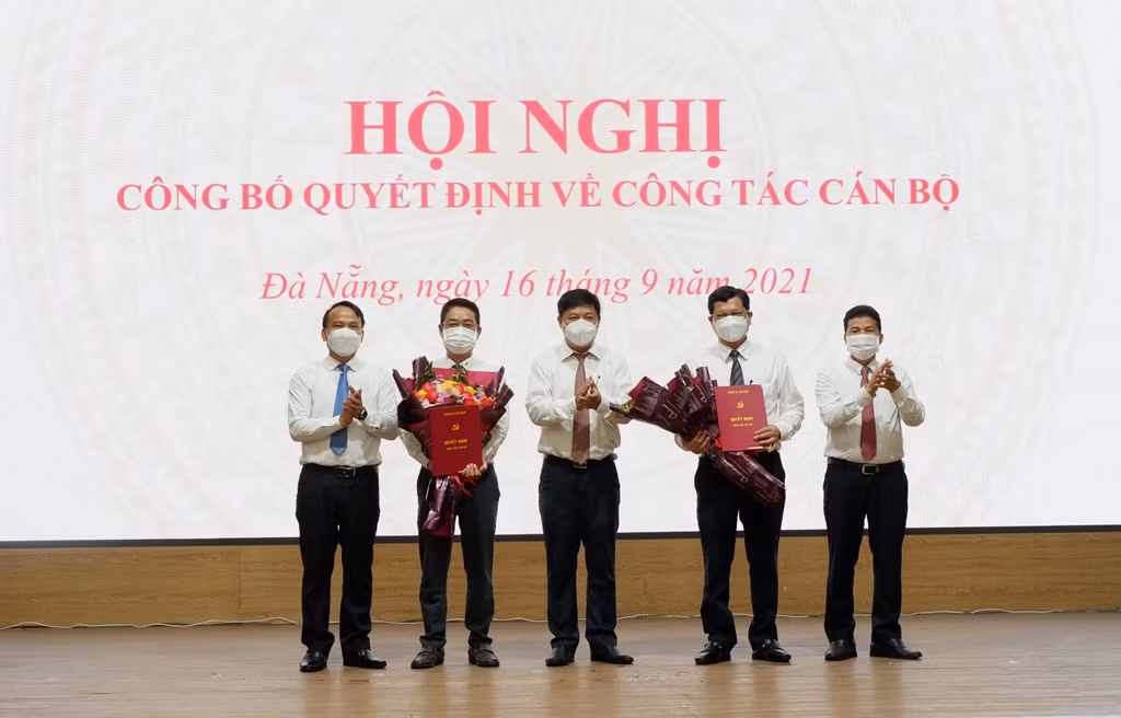 Đà Nẵng công bố các quyết định của Thủ tướng Chính phủ về công tác cán bộ -0