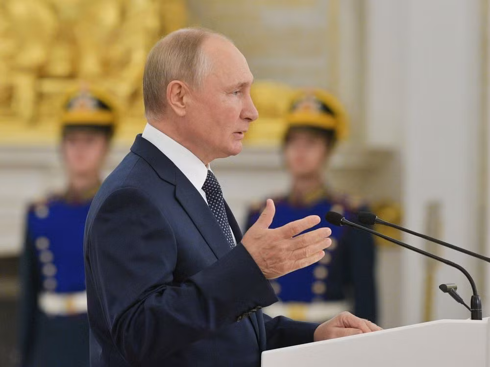 Tổng thống Putin tự cách ly COVID-19 -0
