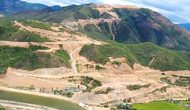 Bắt tạm giam nguyên Giám đốc Sở Xây dựng tỉnh Khánh Hòa. -0