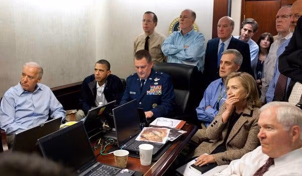 Hé lộ hành trình 9 năm chui lủi của trùm khủng bố Osama Bin Laden sau vụ 11/9 -0