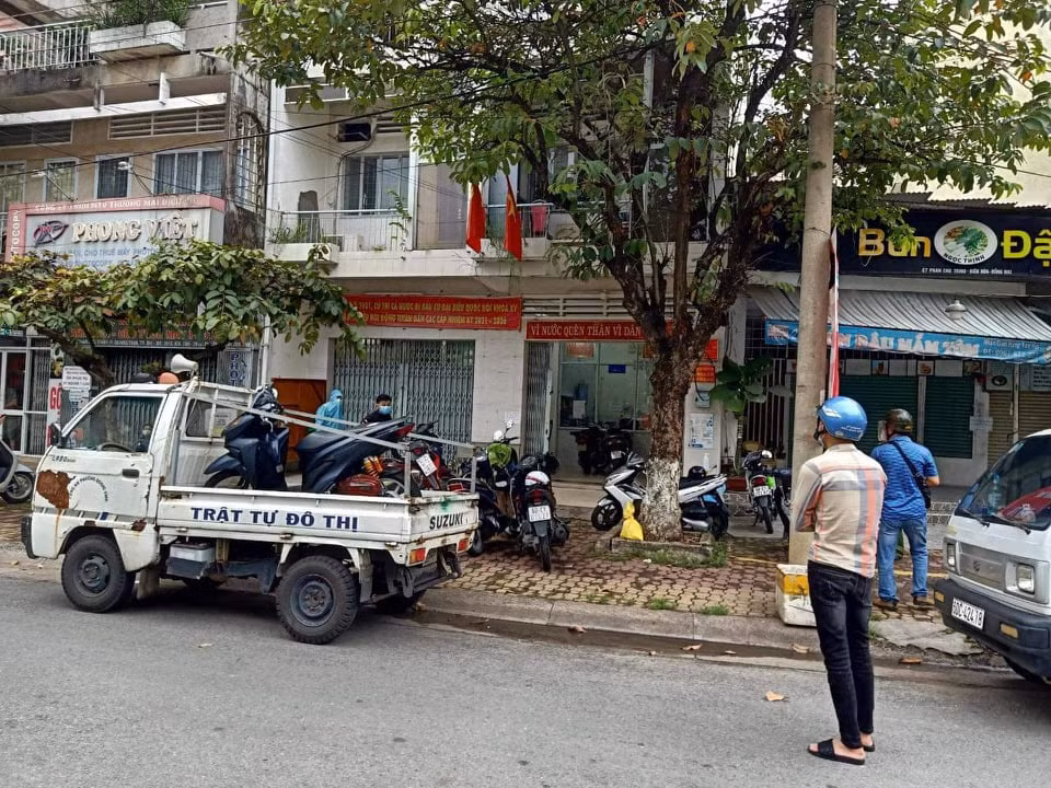 Kiểm tra 6 người tụ tập, phát hiện 3 người dương tính -0