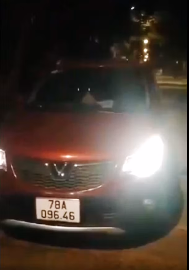 Huyện ủy viên, Trưởng Phòng Tài chính huyện lái ô tô vào đường cấm, vi phạm nồng độ cồn -0