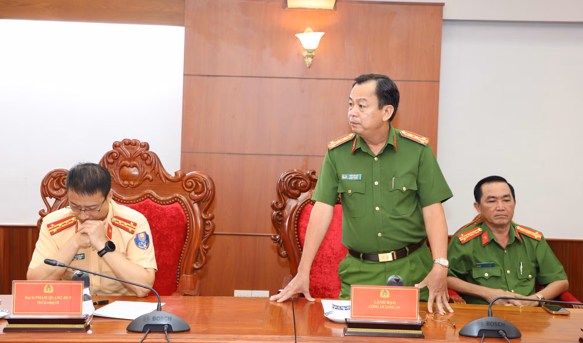 Xử lý nghiêm vi phạm về nồng độ cồn và chạy vượt quá tốc -1