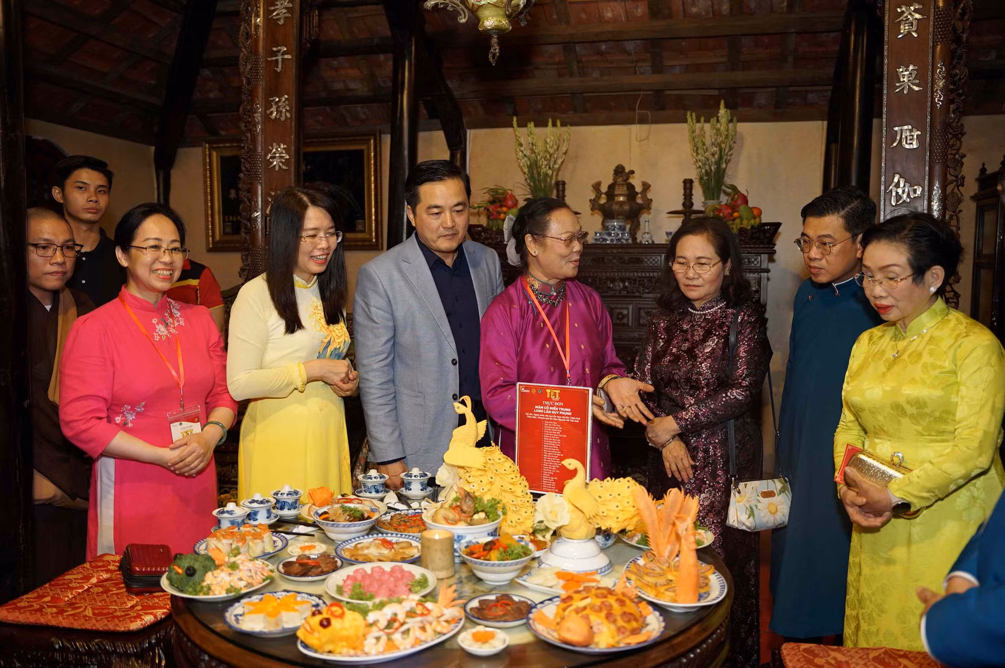 Hơn 90.000 lượt du khách trong và ngoài nước đến Lễ hội Tết Việt -0