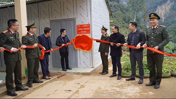 Cục Công nghệ thông tin với chương trình "Vì vùng cao yêu thương" tại Bắc Kạn