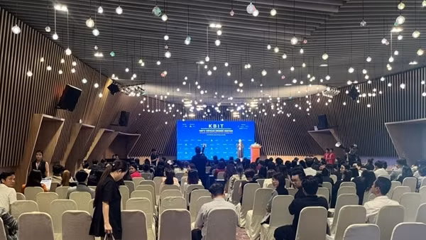 Kiểm tra đột xuất và đình chỉ hội thảo thẩm mỹ trái phép liên quan đến “Mr. Lee”