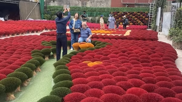 Làng hương Quảng Phú Cầu vào vụ Tết