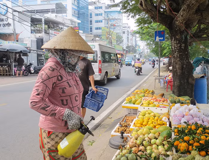 Tết về trên xóm chợ thuyền -0