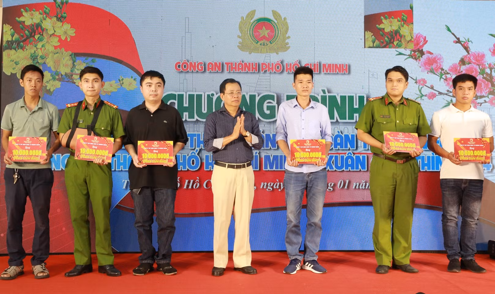 Cuộc họp mặt ấm áp các thế hệ cán bộ Đoàn Công an TP Hồ Chí Minh -0