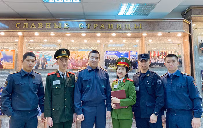 Những cái Tết xa quê -0