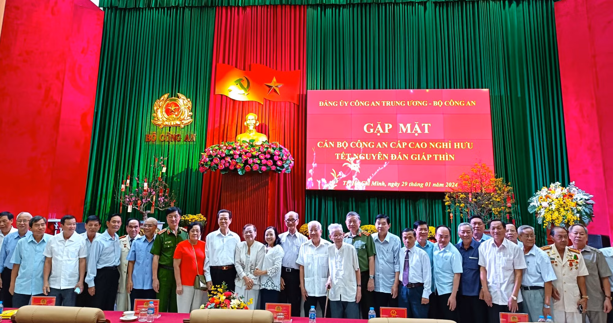gap4.jpg -0