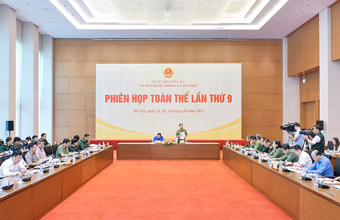 Trang 11 Tết: Đảm bảo tính chặt chẽ, khoa học các dự án luật trong lĩnh vực an ninh, trật tự -0