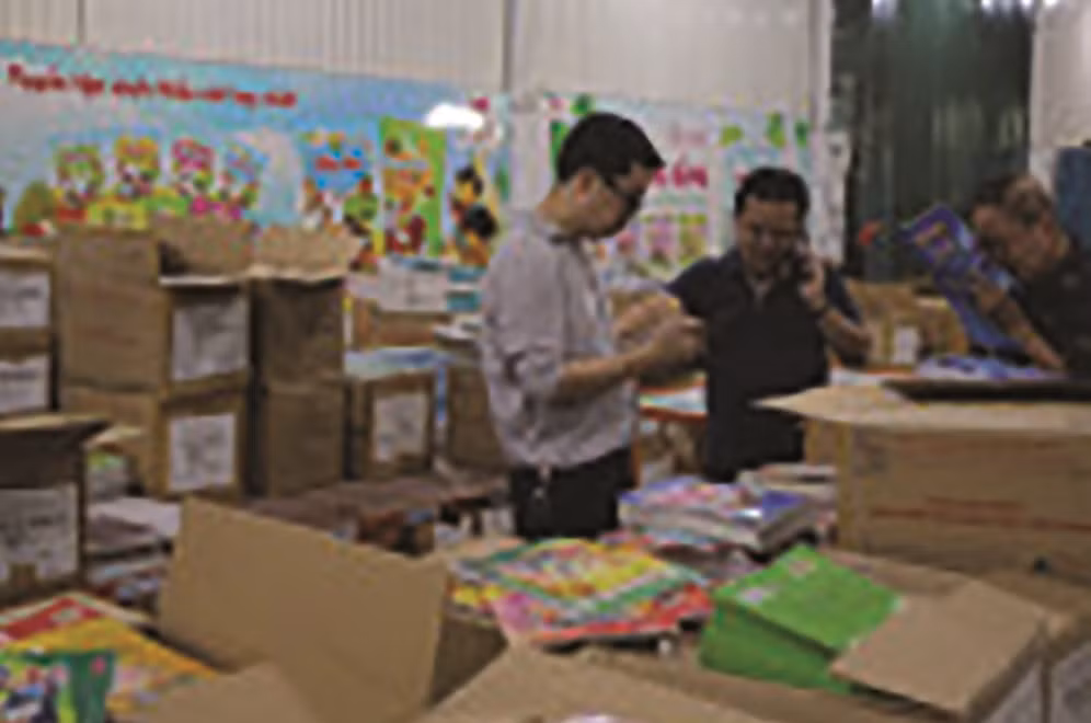 Nhà xuất bản Giáo dục Việt Nam nỗ lực đấu tranh với sách giả -0