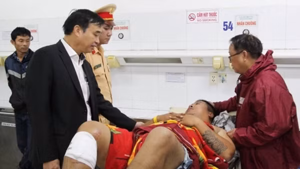 Tập trung cứu chữa các nạn nhân vụ tai nạn giao thông tại Đà Nẵng