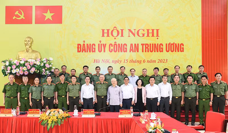 4-TET-Giữ vững an ninh quốc gia trong mọi tình huống; xây dựng xã hội trật tự, kỷ cương, an toàn, lành mạnh -0
