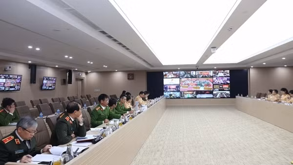 Quyết tâm không để xảy ra các vụ TNGT&nbsp;đặc biệt nghiêm trọng
