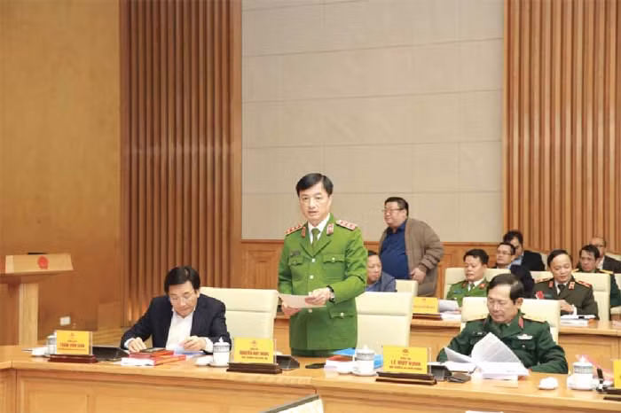 Trang 15: Chuyển trạng thái triển khai Đề án 06 trong năm bản lề 2024 -0