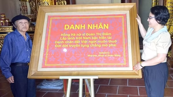 Âm nhạc Đoàn Bổng - Bài ca còn vang mãi