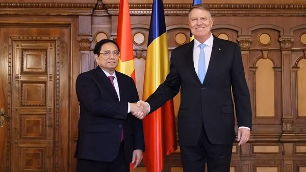 Thủ tướng Phạm Minh Chính hội kiến Tổng thống Romania Klaus Iohannis