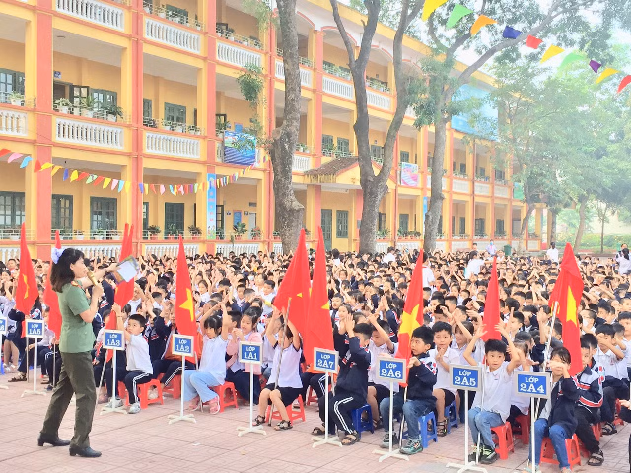 Trường Cao đẳng ANND I tuyên truyền về phòng chống bạo lực học đường cho học sinh tiểu học trên địa bàn -0