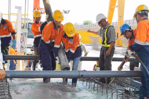 Chấn chỉnh lao động Việt Nam đi làm việc ở Rumani -0