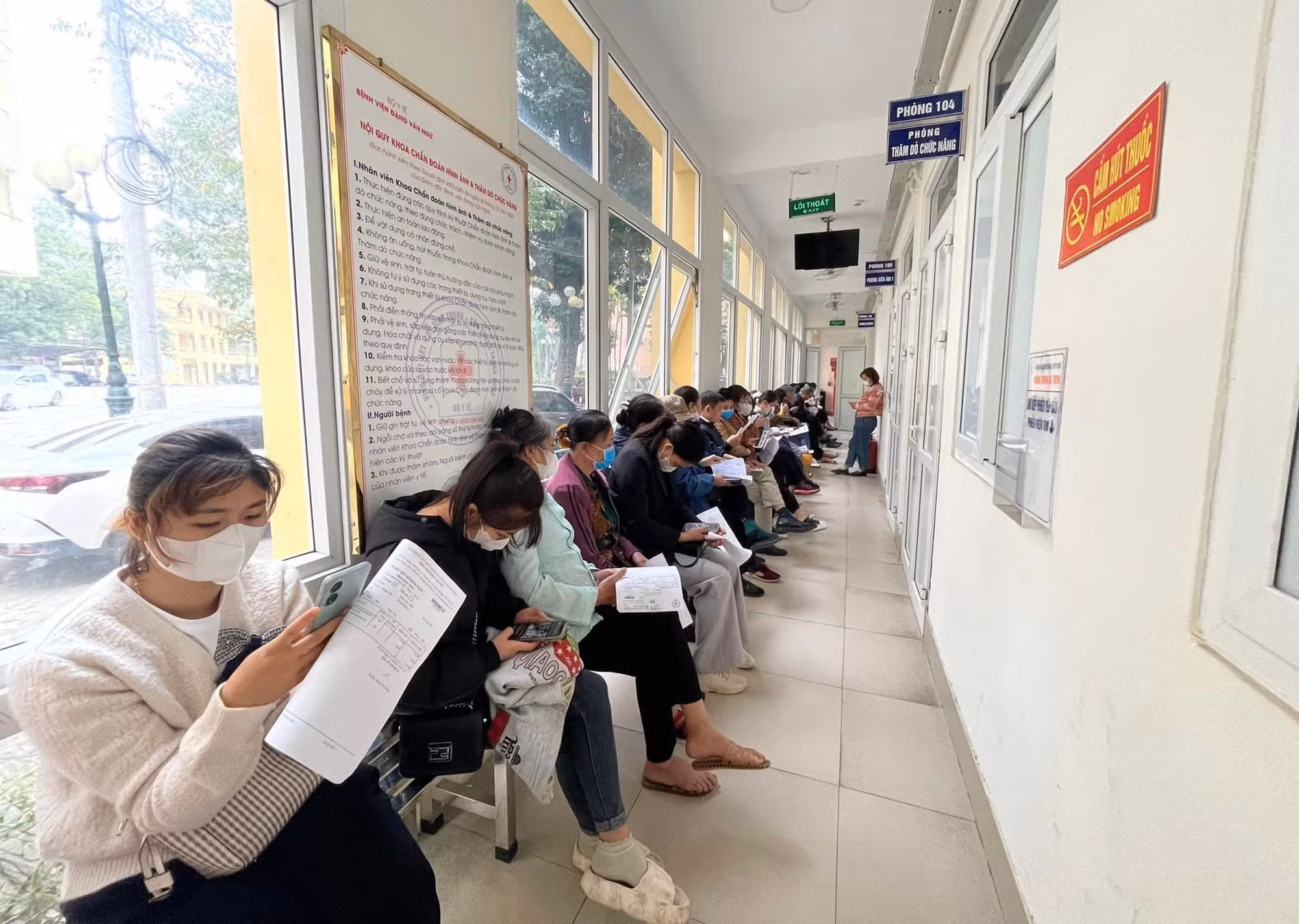 Nhiều người bị sán não vì ăn tiết canh, thực phẩm tái, sống -0