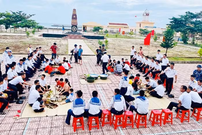 Bài cuối: Vươn tới một trung tâm chính trị, kinh tế, văn hoá xã hội trên biển -0