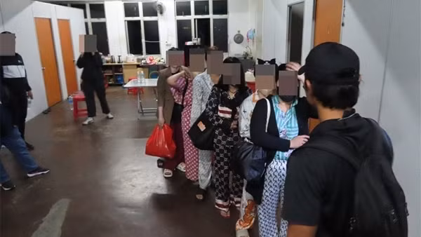 Xác minh nhân thân công dân Việt Nam bị ép bán dâm ở Malaysia