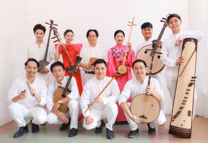 nhà hát ca múa nhạc việt nam band.jpg -0