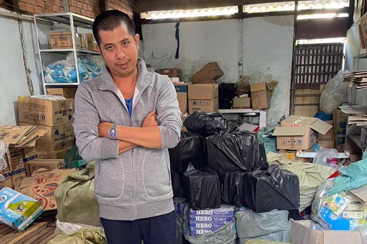 Khởi tố, bắt tạm giam đối tượng mua bán hàng cấm -0