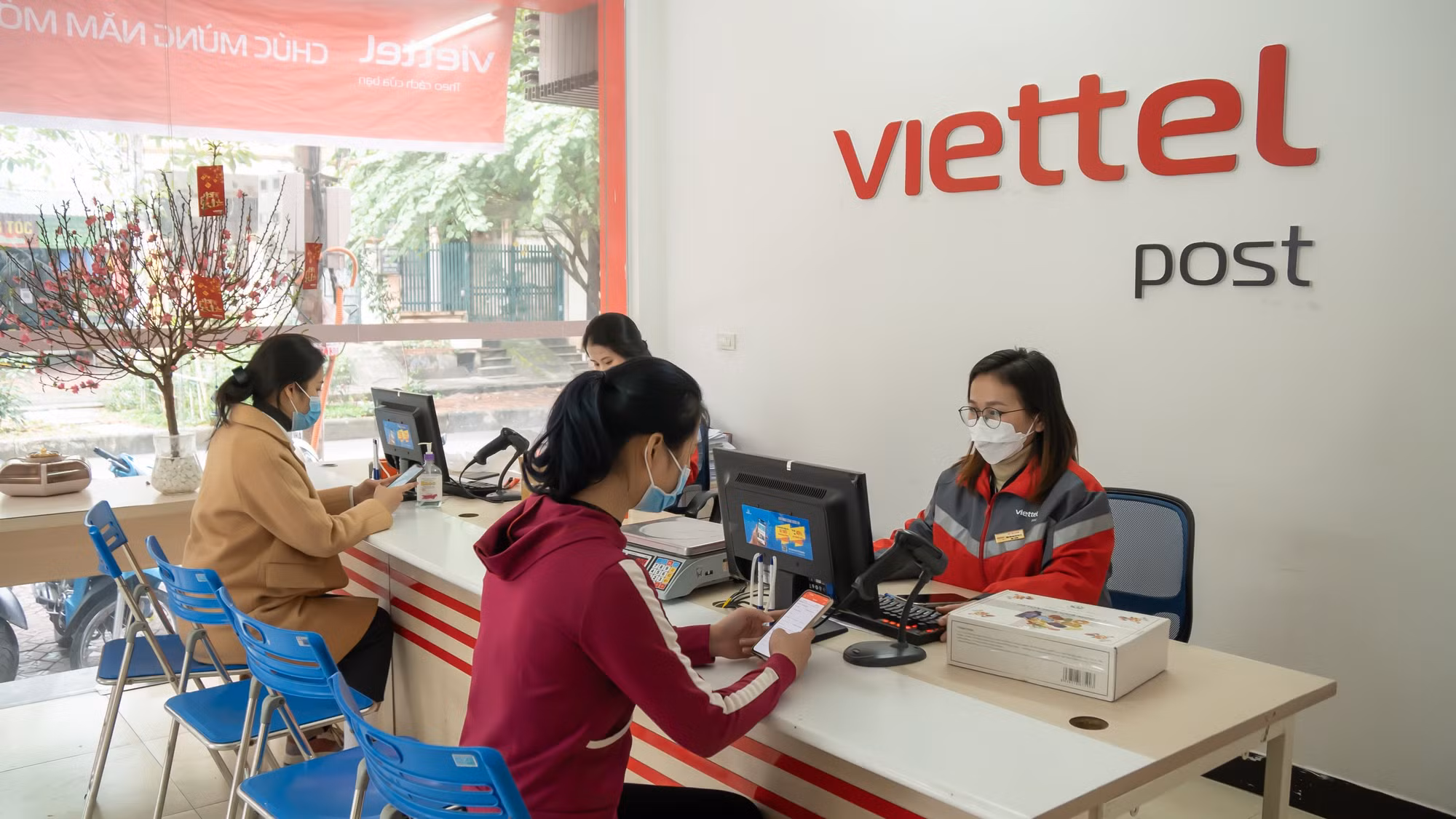 Quý IV/2022, Viettel Post tiếp tục đạt mức tăng trưởng 2 con số -0