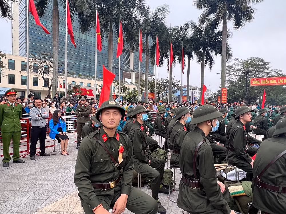 Trung tướng Lê Quốc Hùng, Thứ trưởng Bộ Công an dự Lễ giao nhận quân tại tỉnh Thừa Thiên-Huế -0