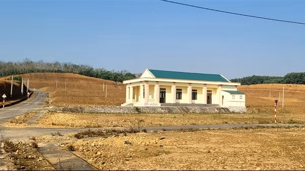 Vì sao người dân vùng rốn lũ quay lưng với khu tái định cư hàng chục tỷ đồng?